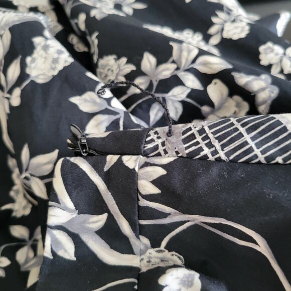 Talbots Printed A-Line Skirt Printed Floral Bird Cage Black Scalloped Women 8P - Picture 9 of 9